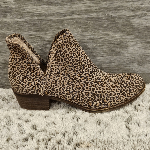 Lucky Brand Shoes - Lucky Brand SZ 7.5 D'Orsay Leopard Print Almond Toe 1.5" Heel Leather Bootie